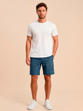Charger l'image dans la galerie, Model Front: Uv Line Bermuda / Short Pour Homme Shorts New Fit Masc Steel Upf50+