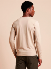 Charger l'image dans la galerie, Model Back: Uv Line T-Shirt Pour Homme Longsleeve New Fit Masc Sand Upf50+
