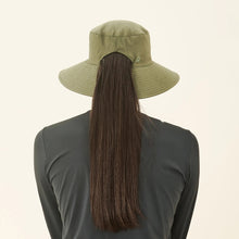 Charger l'image dans la galerie, Model Back: Uv Line Bob Hat California Nac Fem Green Militar Upf50+
