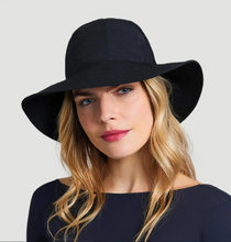 Charger l'image dans la galerie, Model Front: Uv Line Chapeau Souple/Capeline San Remo Preto
