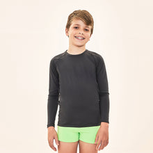 Charger l'image dans la galerie, Model Front: Uv Line T-Shirt Acqua Qr Code Preto Upf50+
