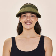 Charger l'image dans la galerie, Model Front: Uv Line Visière Visor Brunei Verde Militar Upf50+
