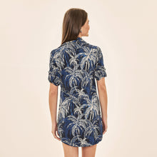 Charger l'image dans la galerie, Model Back: Uv Line Chemise Shirtdress Coqueiros Marinho Upf50+
