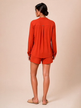 Charger l'image dans la galerie, Model Back: Uv Line Chemise Shirt Bella Pitanga Upf50+
