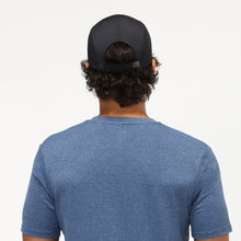 Charger l'image dans la galerie, Model Back: Uv Line Casquette Cap Uvpro Preto Upf50+
