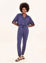 Charger l'image dans la galerie, Model Front: Uv Line Pantalon De Plage Pants Fem Basic Navy Blue Upf50+
