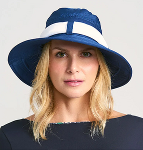 Model Front: Uv Line Chapeau Souple/Capeline Paris Ville Azul/Branco