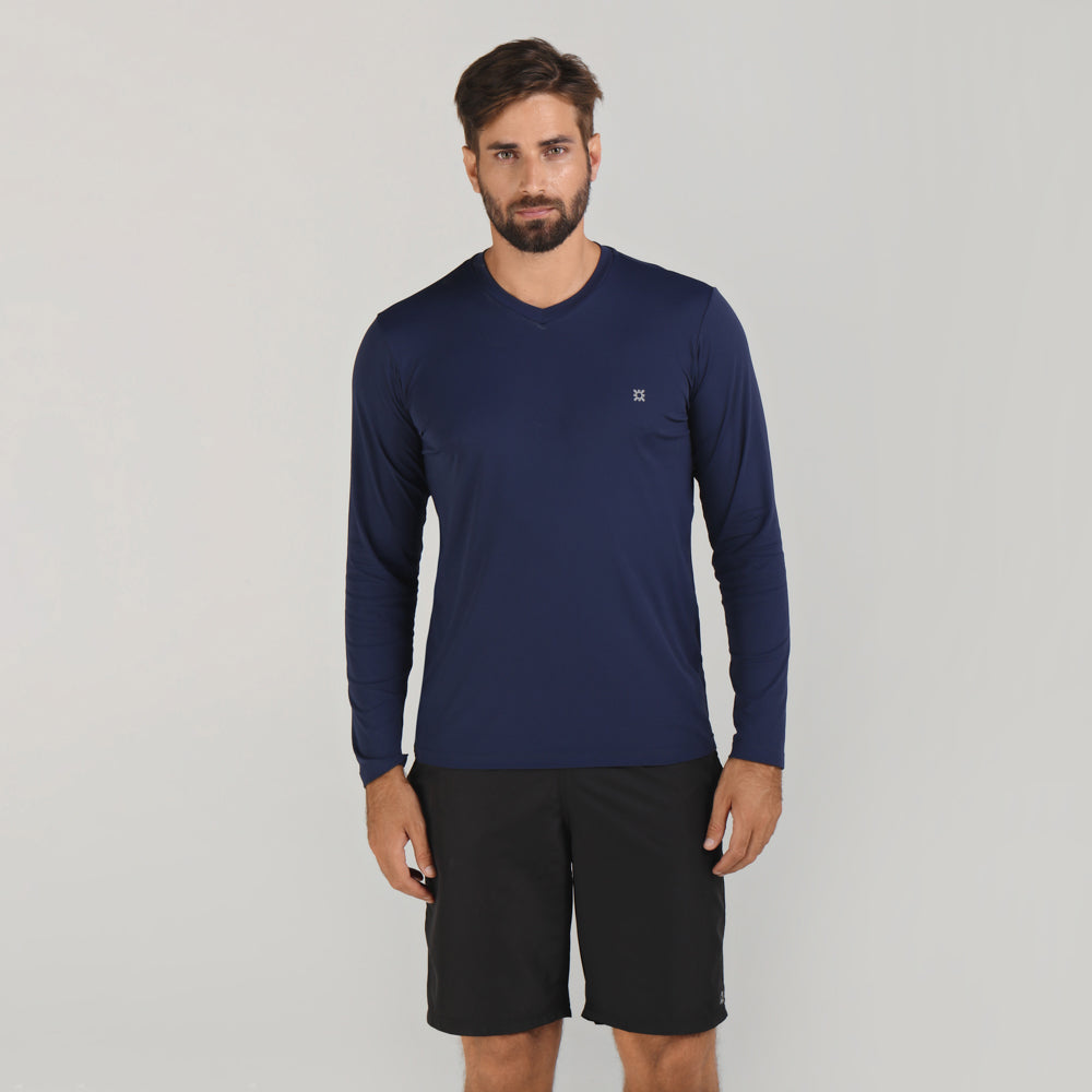 Model Front: Uv Line Fitness Haut Sport Fit Mas Ml Marinho Upf50+