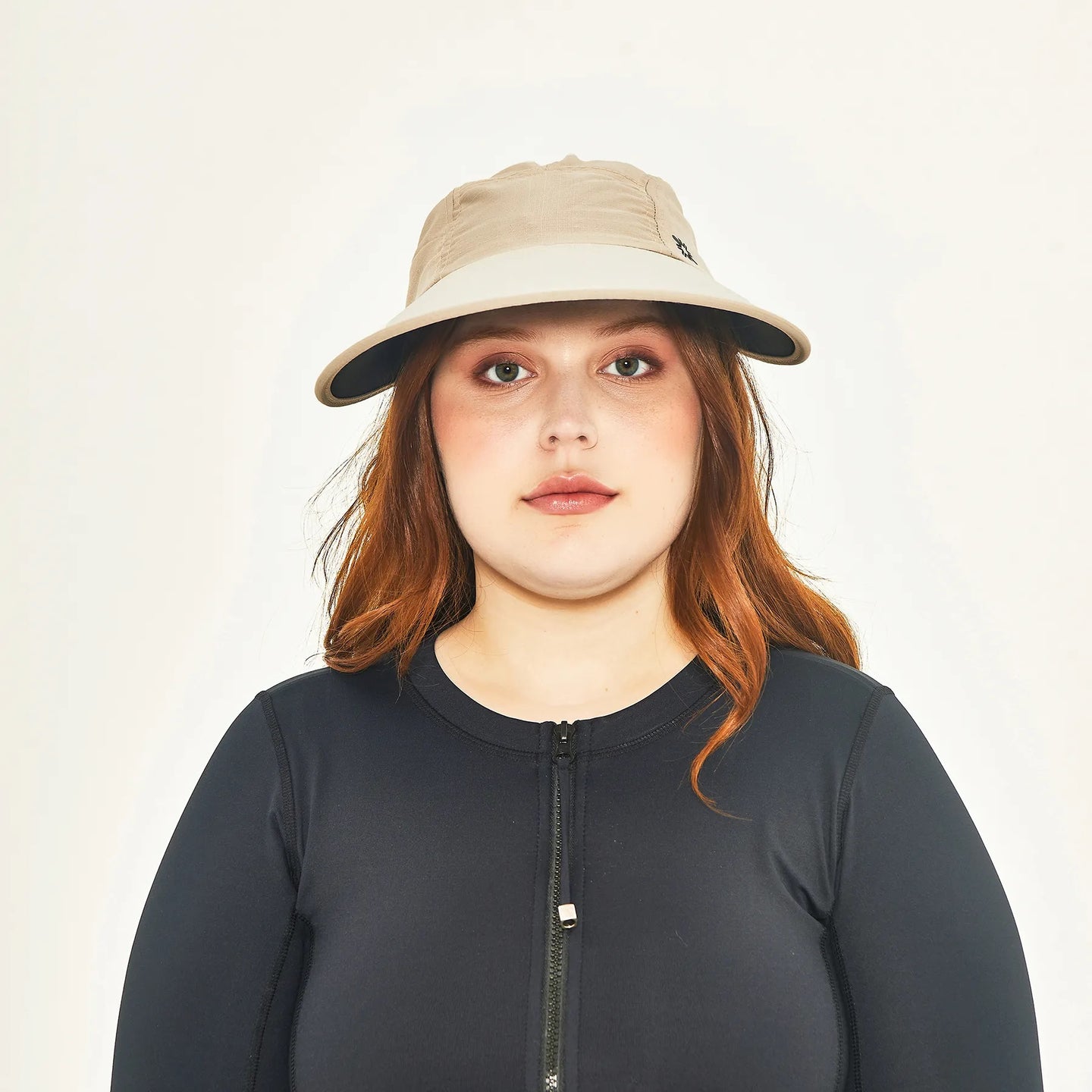 Visor Capri Colors Areia Preto